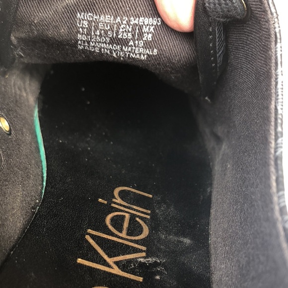 Calvin Klein ladies flats in and size 11. - Picture 5 of 9